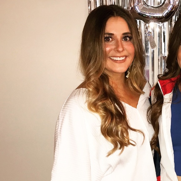 Meet the Posher Other - Meet your Posher, Corianne